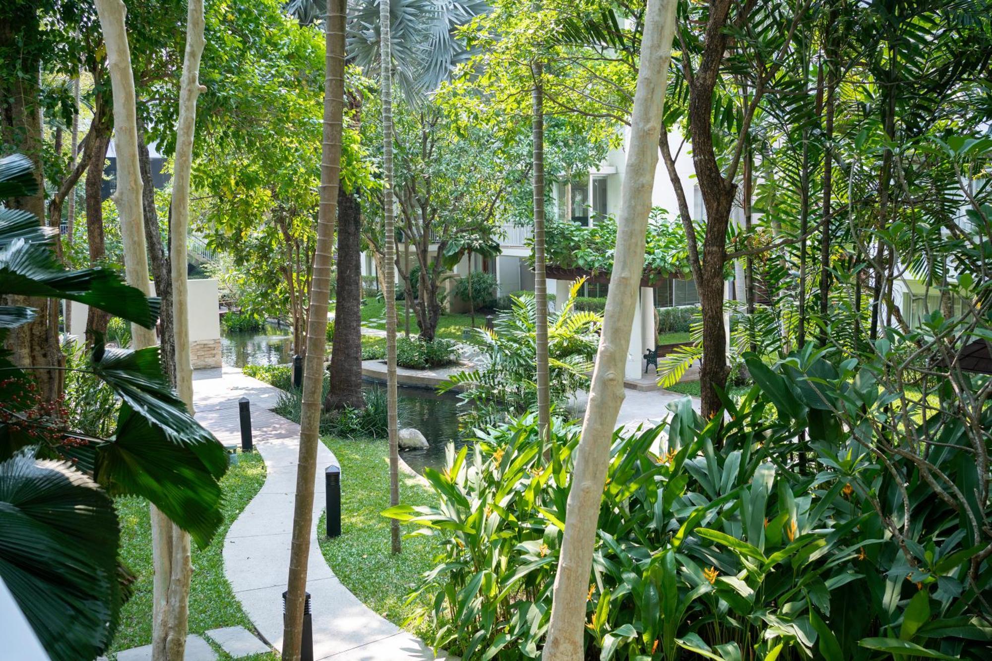 The Park Nine Hotel Srinakarin Bangkok Rum bild
