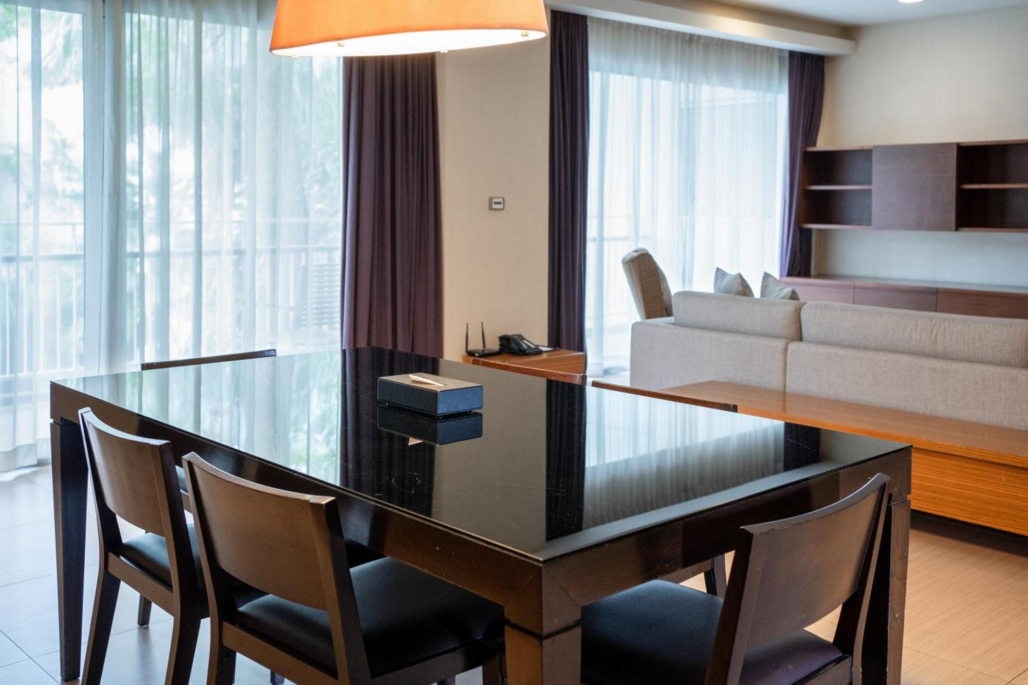 The Park Nine Hotel Srinakarin Bangkok Rum bild