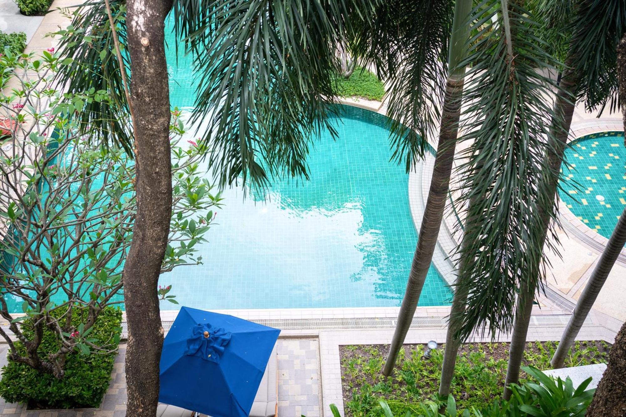 The Park Nine Hotel Srinakarin Bangkok Rum bild