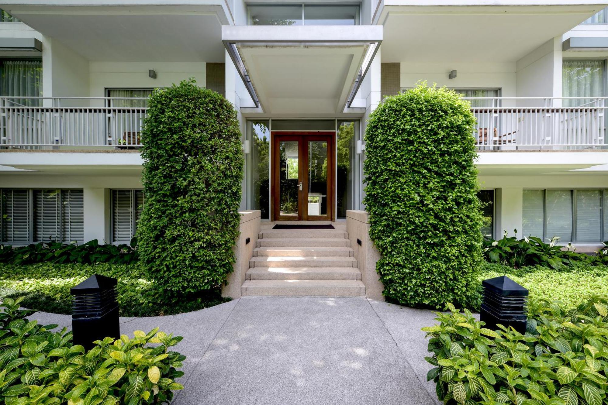 The Park Nine Hotel Srinakarin Bangkok Exteriör bild